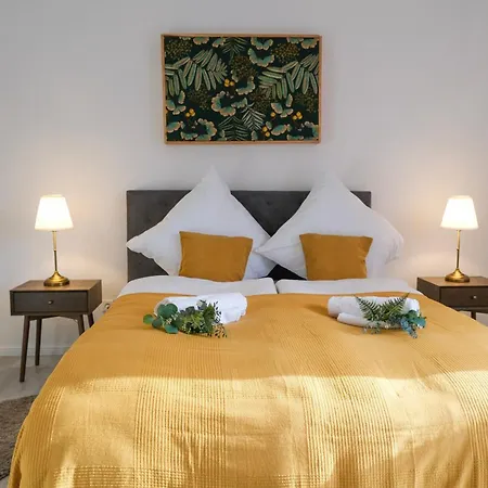 Casa vacanze Deluxe House Mit Terrasse & Garten - Komfort & Raum Duisburgo