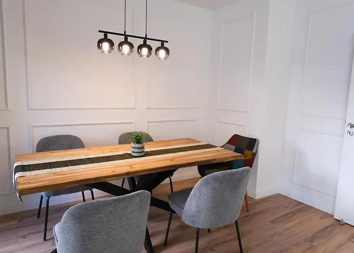 Deluxe House Mit Terrasse & Garten - Komfort & Raum 度假居 杜伊斯堡